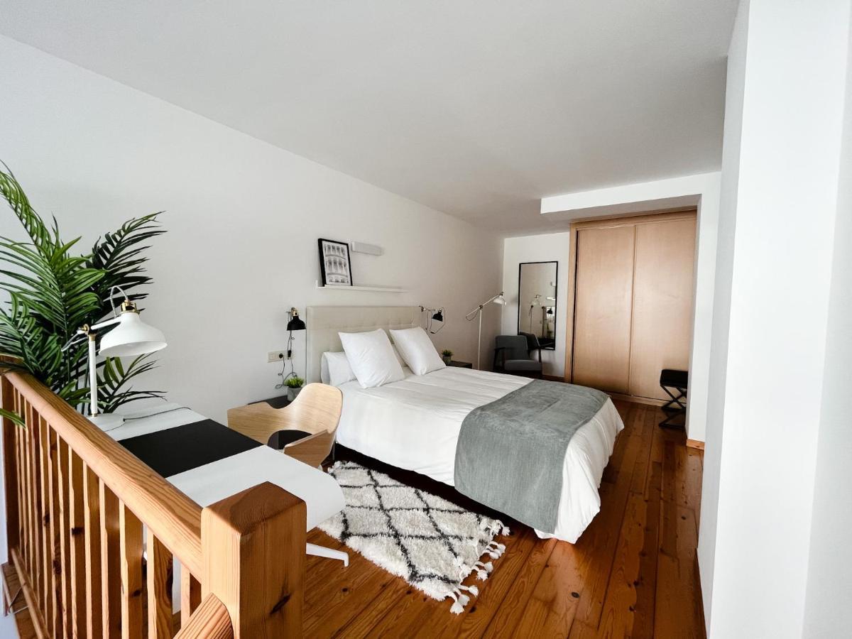 Apartamentos Ciudad Santiago Σαντιάγο ντε Κομποστέλα Εξωτερικό φωτογραφία