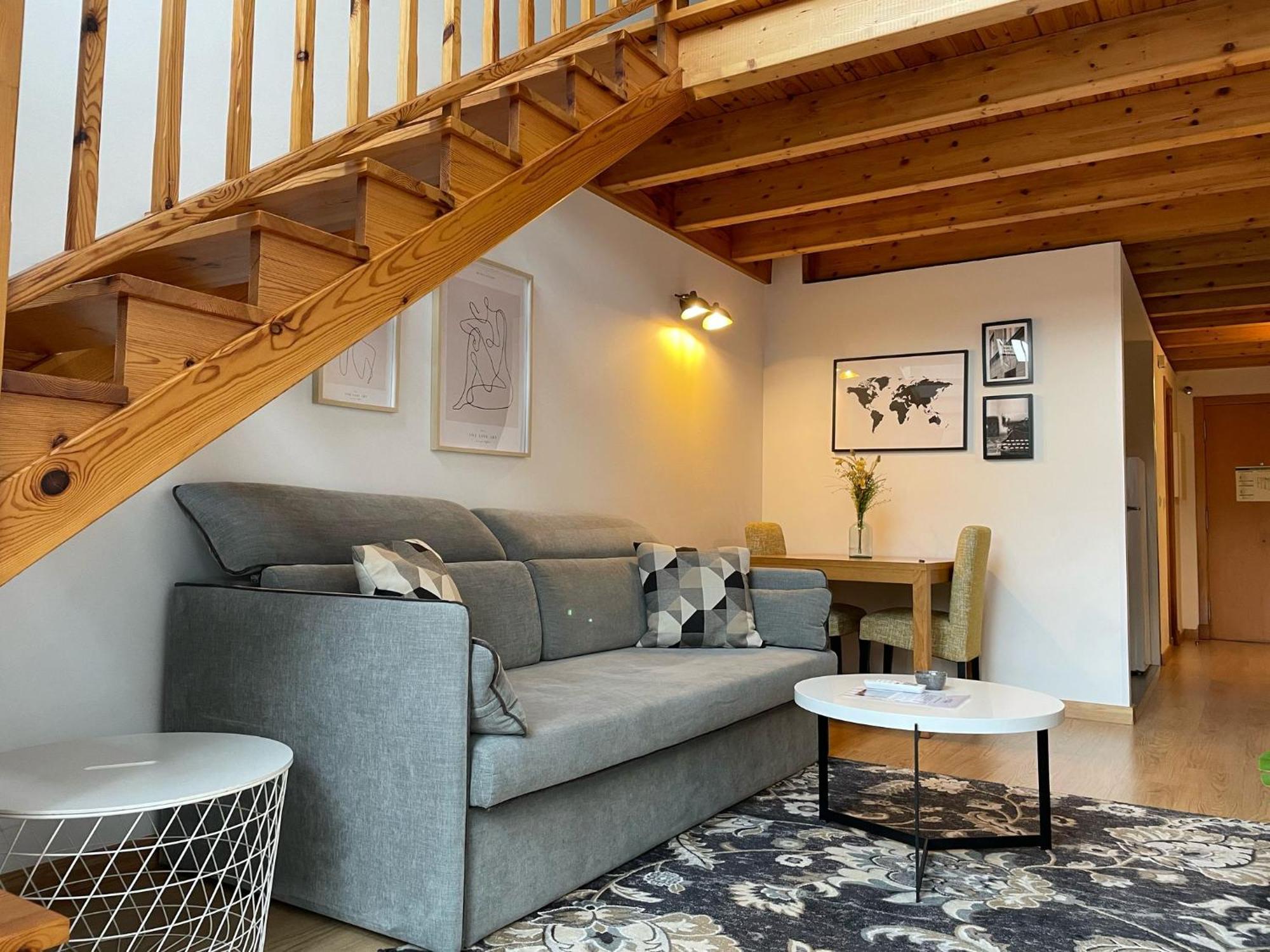 Apartamentos Ciudad Santiago Σαντιάγο ντε Κομποστέλα Εξωτερικό φωτογραφία