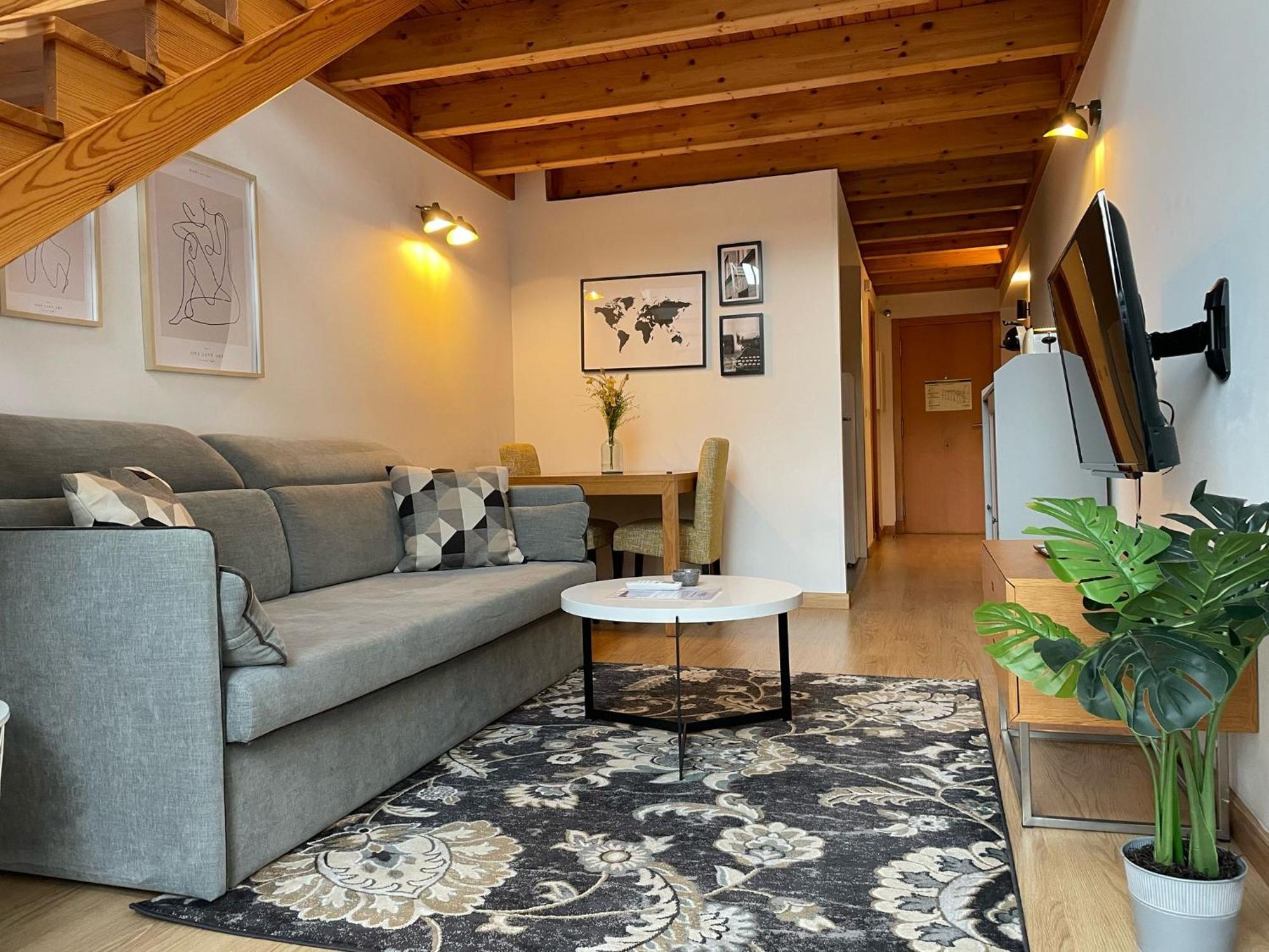 Apartamentos Ciudad Santiago Σαντιάγο ντε Κομποστέλα Εξωτερικό φωτογραφία